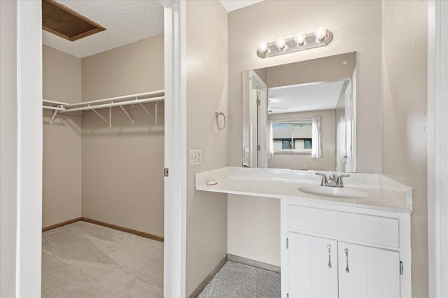 5215 84th Court N, Brooklyn Park, MN 55443