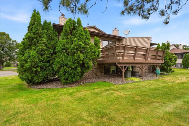 5215 84th Court N, Brooklyn Park, MN 55443