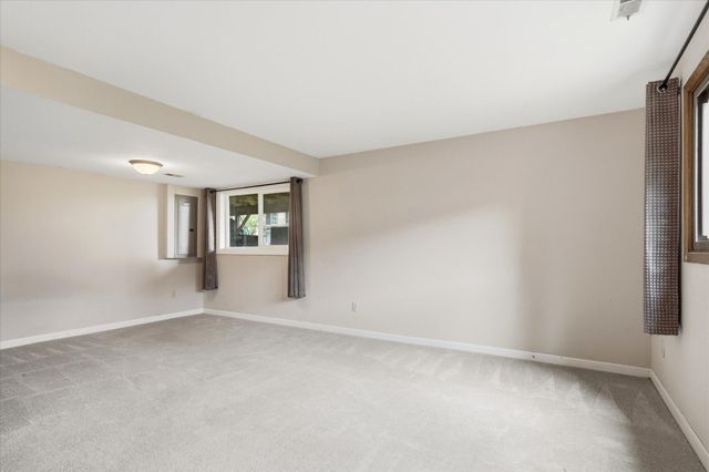 5215 84th Court N, Brooklyn Park, MN 55443