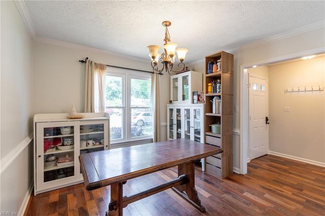 11 Thomas Athey CT, Hampton, VA 23666