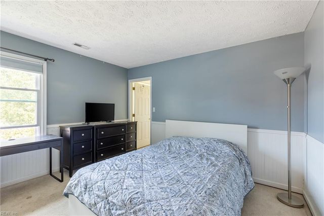 11 Thomas Athey CT, Hampton, VA 23666