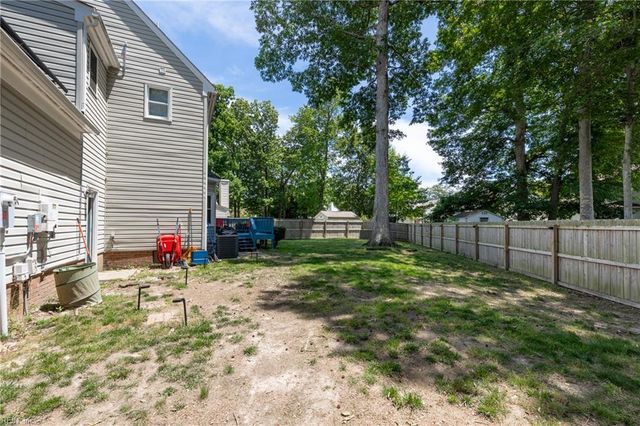 11 Thomas Athey CT, Hampton, VA 23666