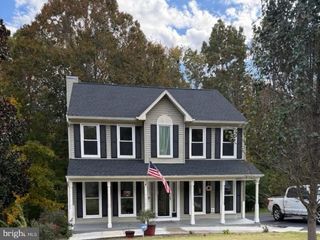 10021 WINDRIDGE DR, Fredericksburg, VA 22407