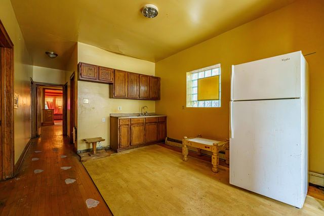 6734 S Maplewood Avenue, Chicago, IL 60629