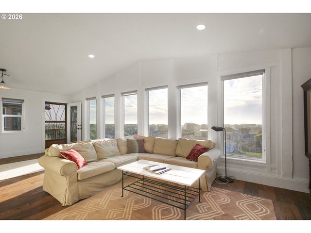 35302 I Pl, Ocean Park, WA 98640