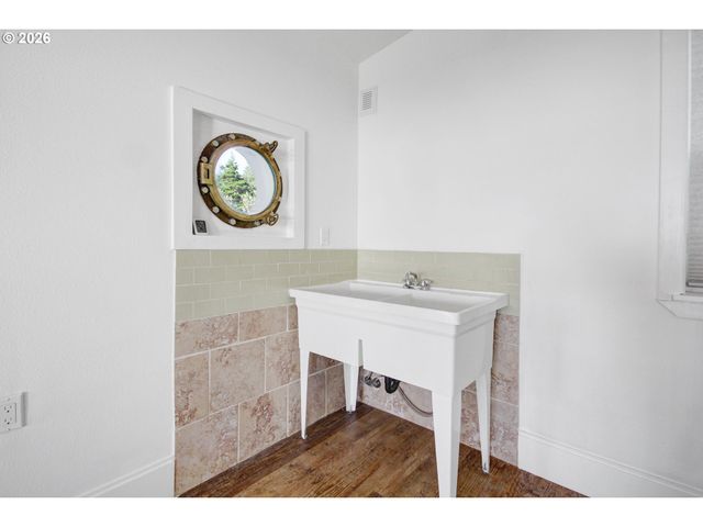 35302 I Pl, Ocean Park, WA 98640