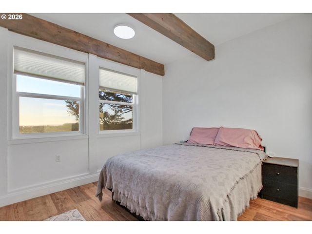 35302 I Pl, Ocean Park, WA 98640