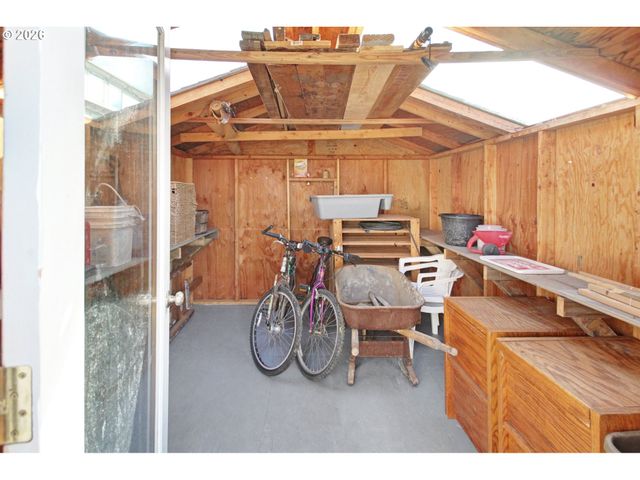 35302 I Pl, Ocean Park, WA 98640