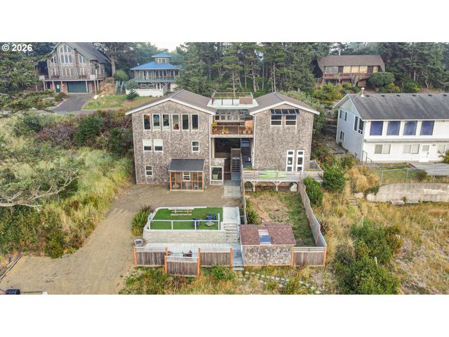 35302 I Pl, Ocean Park, WA 98640