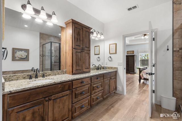 1766 EAGLE RIDGE CIRCLE, Wichita Falls, TX 76309