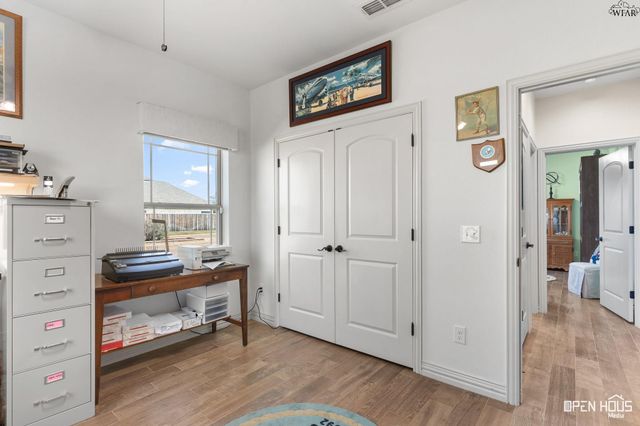 1766 EAGLE RIDGE CIRCLE, Wichita Falls, TX 76309