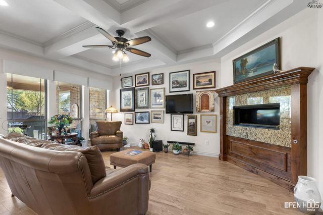 1766 EAGLE RIDGE CIRCLE, Wichita Falls, TX 76309