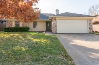 6640 Inwood Drive, Watauga, TX 76148
