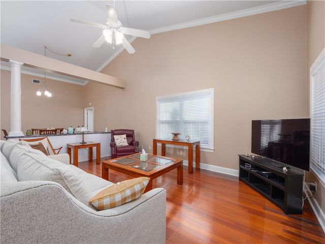 215 Peppertree Crossing Ave, Brunswick, GA 31525