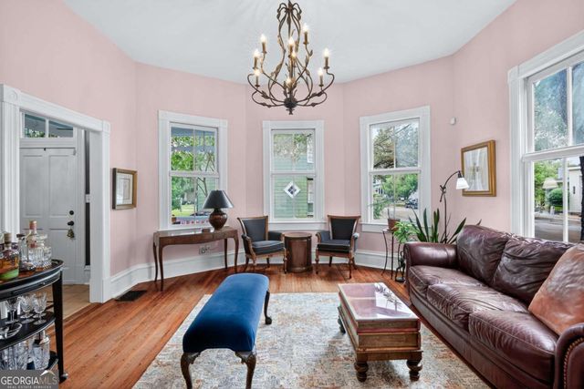 202 E 32Nd Street, Savannah, GA 31401