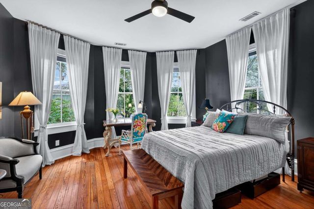202 E 32Nd Street, Savannah, GA 31401