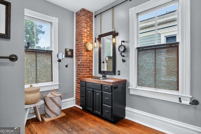 202 E 32Nd Street, Savannah, GA 31401