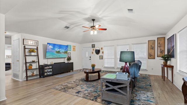 12323 STABLE ROAD DR, San Antonio, TX 78249
