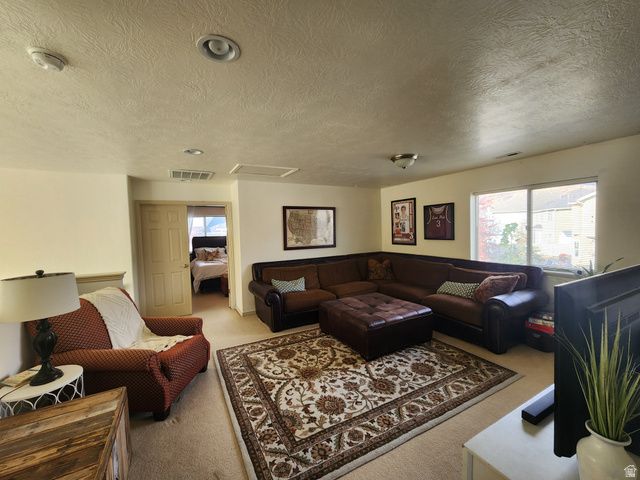 11987 N CYPRUS DR, Highland, UT 84003