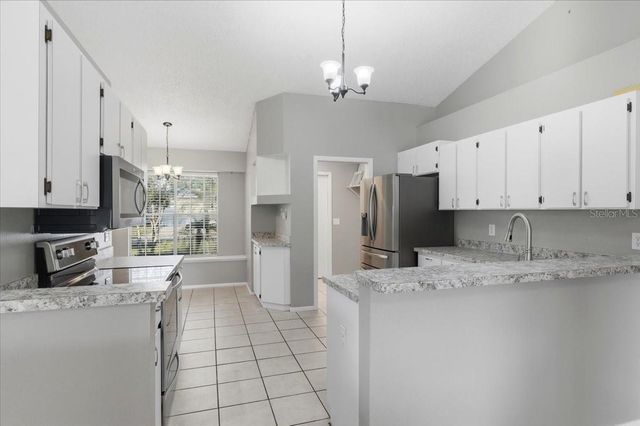 4110 LONGFELLOW DRIVE, Plant City, FL 33566