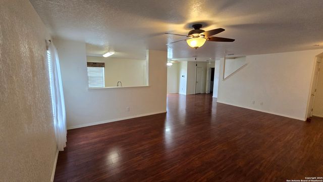 111 Spruce Breeze, San Antonio, TX 78245