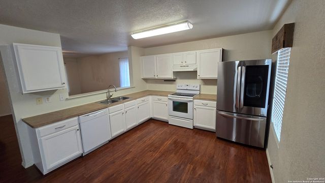 111 Spruce Breeze, San Antonio, TX 78245