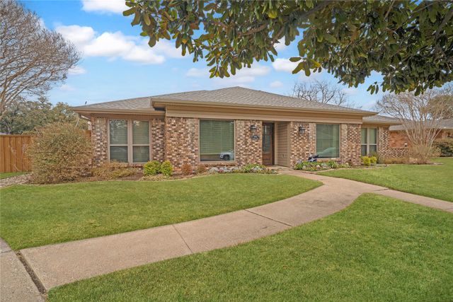 7205 Foxworth Drive, Dallas, TX 75248