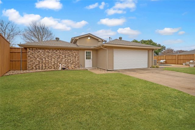 7205 Foxworth Drive, Dallas, TX 75248