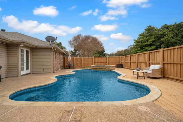 7205 Foxworth Drive, Dallas, TX 75248