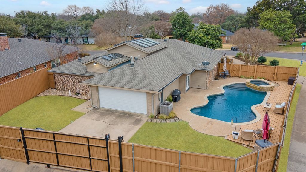 7205 Foxworth Drive, Dallas, TX 75248