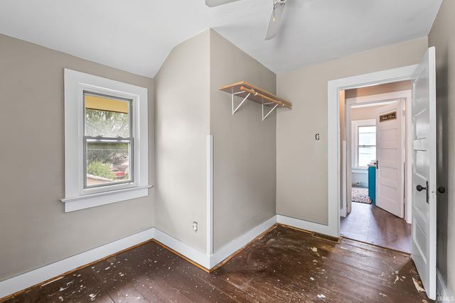 705 Greenlawn Avenue, Fort Wayne, IN 46808