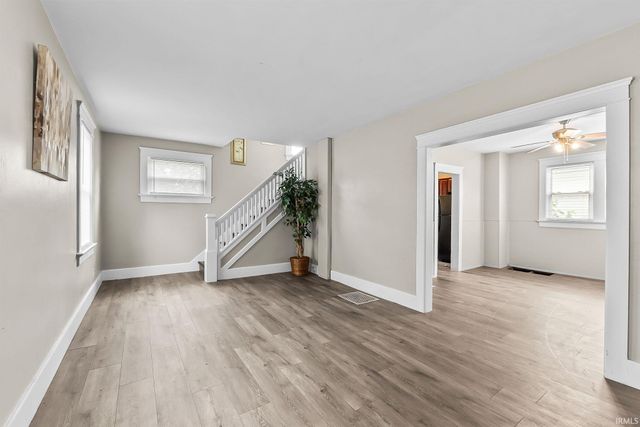 705 Greenlawn Avenue, Fort Wayne, IN 46808