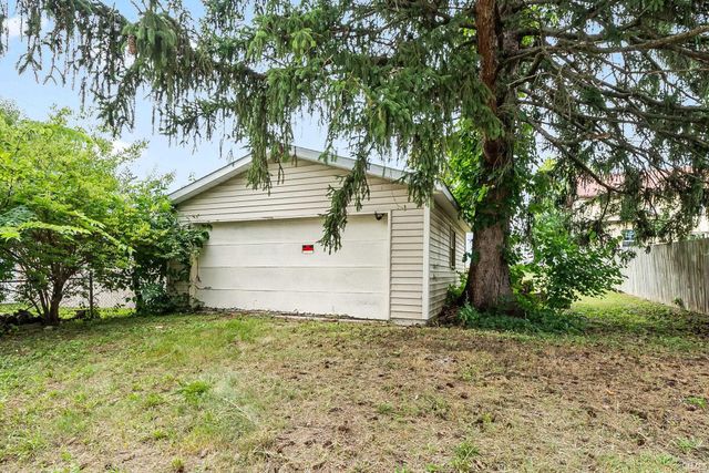 705 Greenlawn Avenue, Fort Wayne, IN 46808