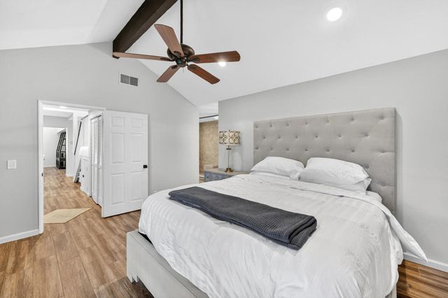 118 Avellino Circle, Palm Desert, CA 92211