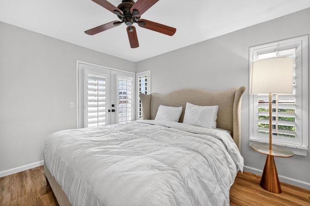 118 Avellino Circle, Palm Desert, CA 92211