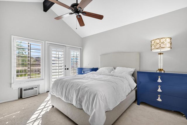 118 Avellino Circle, Palm Desert, CA 92211