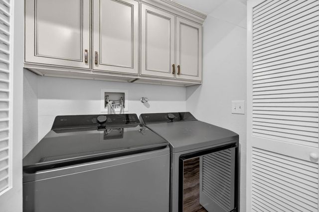 118 Avellino Circle, Palm Desert, CA 92211