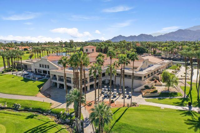 118 Avellino Circle, Palm Desert, CA 92211