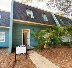 501 SW 75TH STREET A8, Gainesville, FL 32607