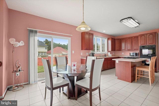 4801 BALMORAL ST, White Plains, MD 20695