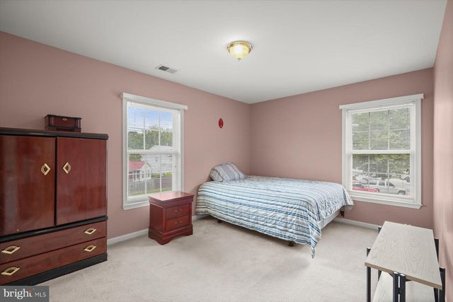 4801 BALMORAL ST, White Plains, MD 20695