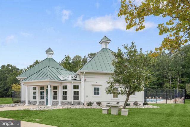 4801 BALMORAL ST, White Plains, MD 20695