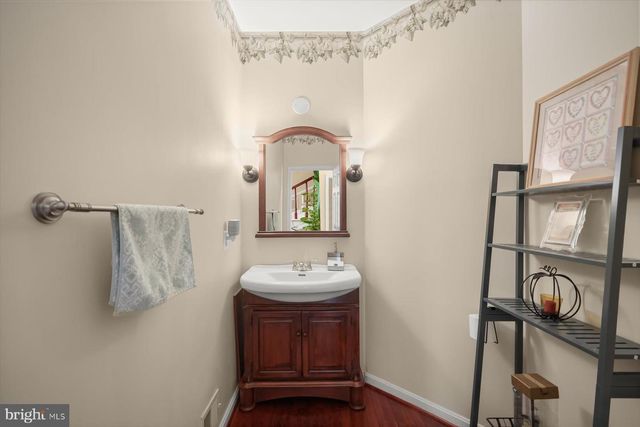 4801 BALMORAL ST, White Plains, MD 20695