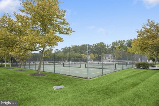 4801 BALMORAL ST, White Plains, MD 20695