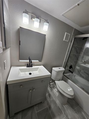 12955 Woodforest Boulevard 63, Houston, TX 77015