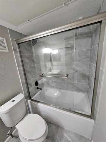 12955 Woodforest Boulevard 63, Houston, TX 77015