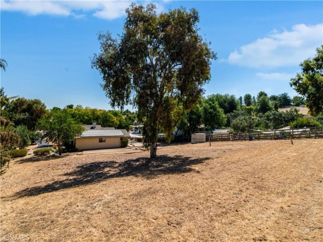 1771 Union, Paso Robles, CA 93446