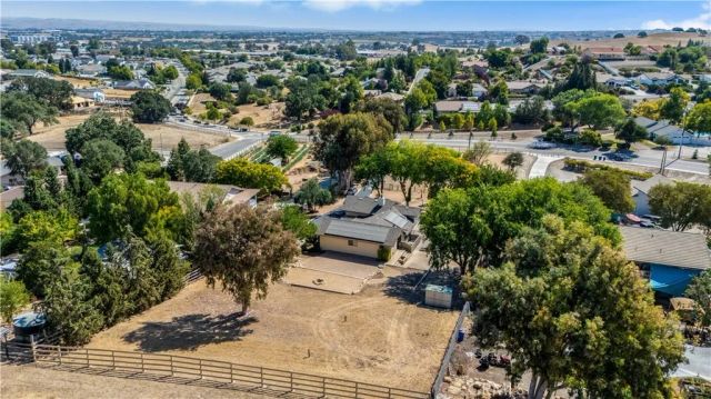 1771 Union, Paso Robles, CA 93446