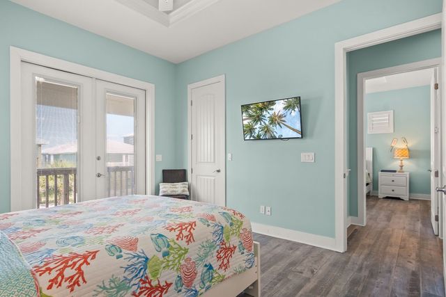 421 Paradise Pointe Dr, Port Aransas, TX 78373