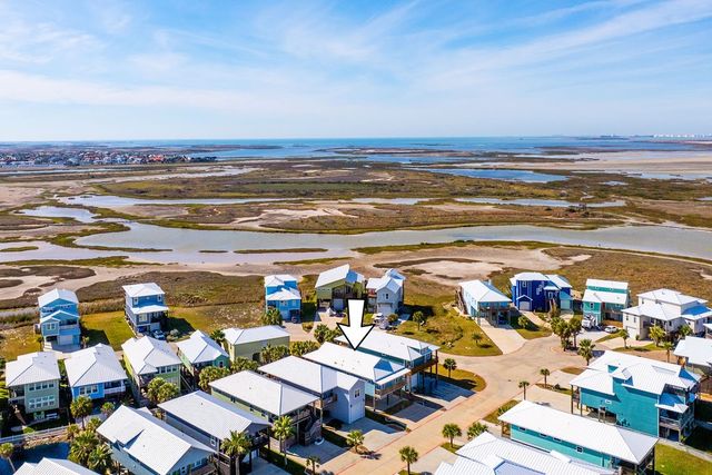 421 Paradise Pointe Dr, Port Aransas, TX 78373